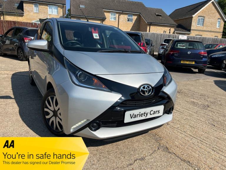 2016 Toyota AYGO 1.0 VVT-i X-Play 5dr x-shift HATCHBACK Petrol Manual