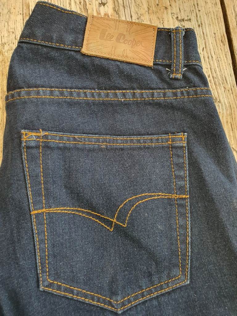 Lee Cooper 34L