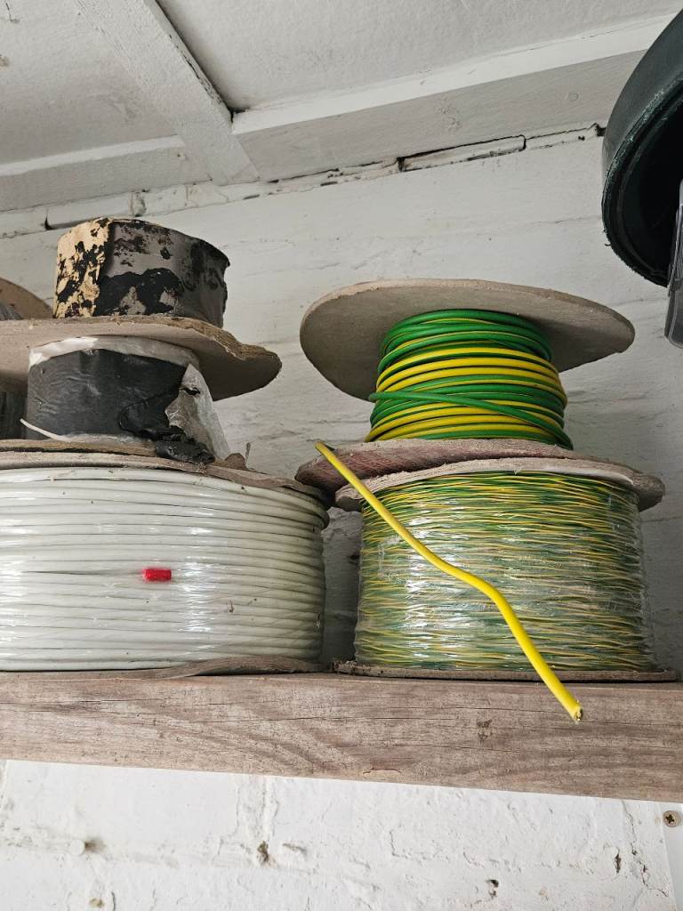 Jumper wire