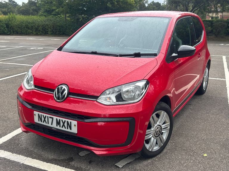 VOLKSWAGEN UP BY BEATS 1-0L, 3 DOOR HATCHBACK. 2017/17. ONLY 1 OWNER FROM NEW.