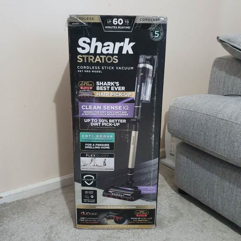 Shark Vacuum Cleaner Hoover RRP £229! Delivery available 