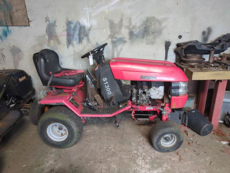 Lawnmower 