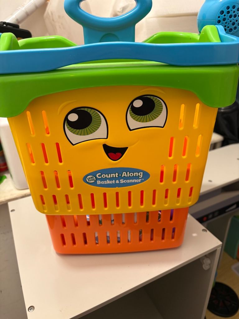 Leapfrog shopping basket 