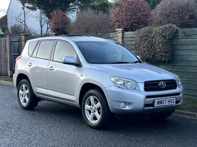 TOYOTA RAV4 2.0 XT-R 2007