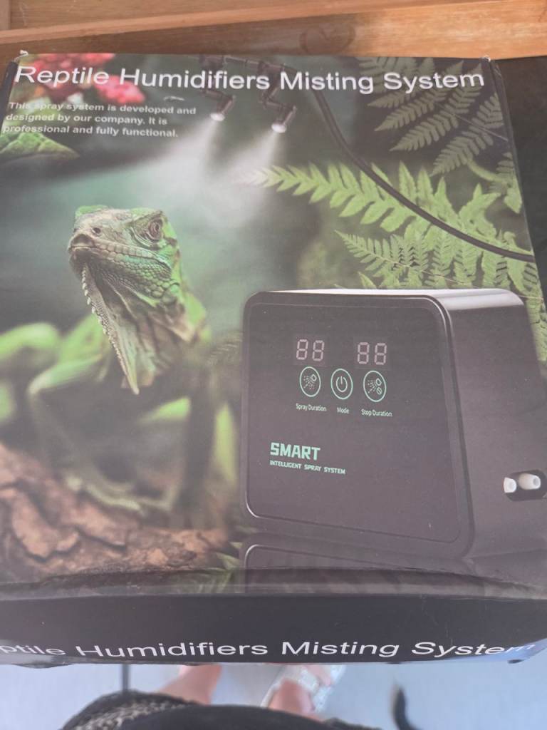 Reptile misting system