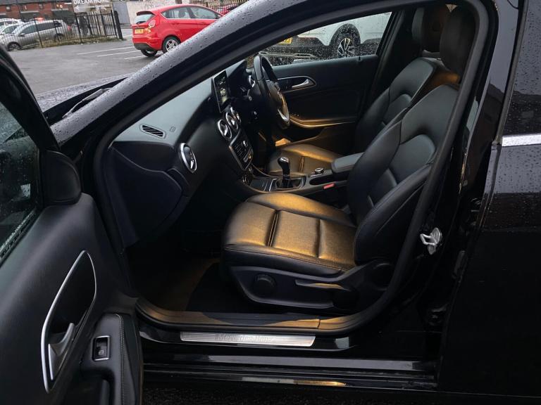 2017 Mercedes-Benz A-Class 1.5 A180d SE Euro 6 (s/s) 5dr HATCHBACK Diesel Manual