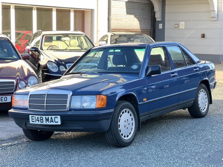 MERCEDES-BENZ 190 2.0 1988