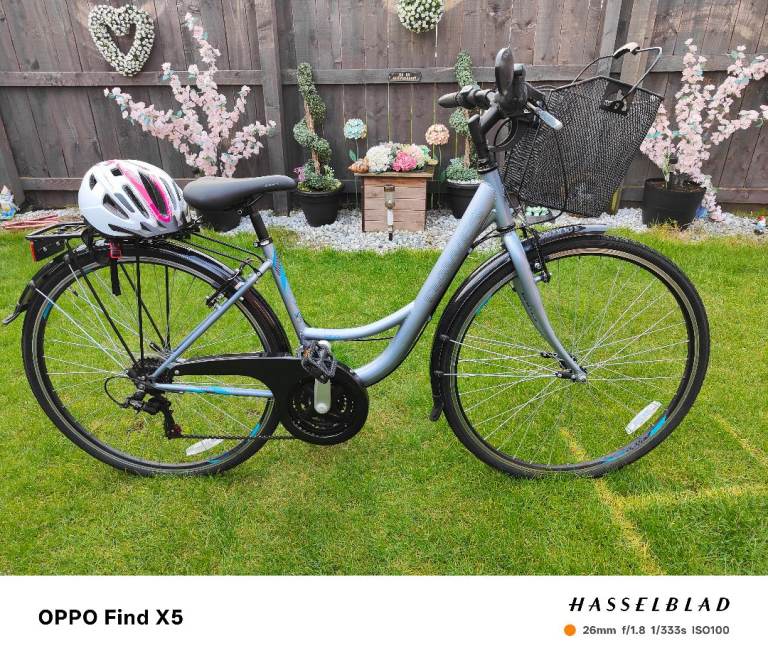 BIKE LADIES BIKE GIRLS BIKE WOMENS BIKE LADIES BIKE WITH SHOPPING BASKET 