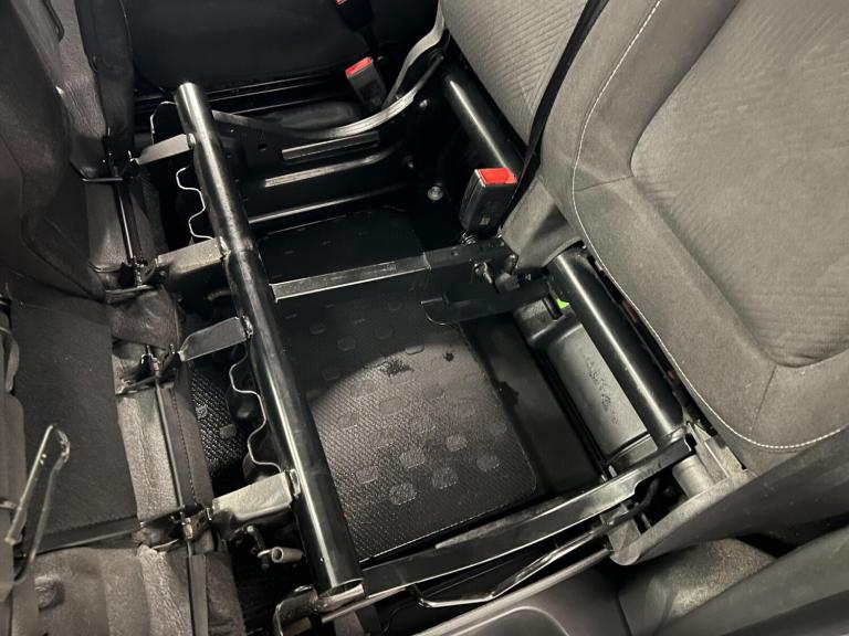 2016 Renault Trafic 1.6 dCi 27 Sport Nav SWB Standard Roof Euro 6 5dr Panel Van Diesel Manual