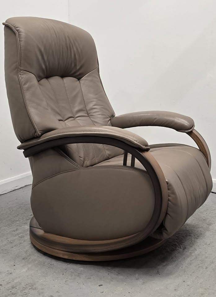 Himolla Rhine Swivel Recliner Leather Chair with Integral Footrest 2103252