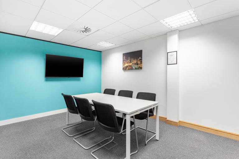 Birmingham - B459AH \ Customisable Large Office for Rent
