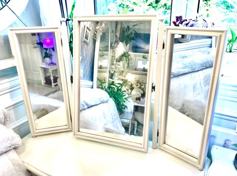 White triple adjustable dressing table mirror, stand alone, tilting action 
