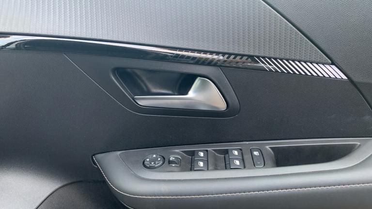 2024 Peugeot 208 50kWh E-Style Hatchback 5dr Electric Auto (7.4kW Charger) (136 ps) Hatchback Ele...