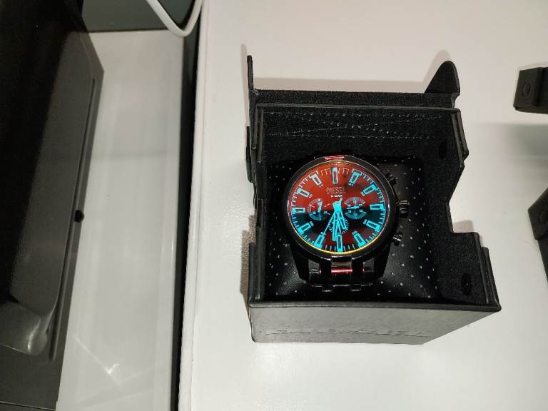 image for Diesel dz4589 split chronograph iridescent face really smart