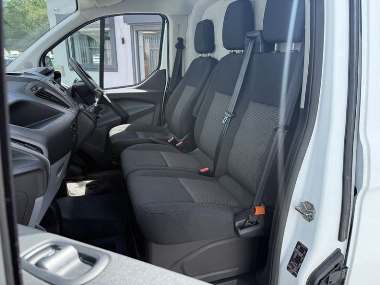 2015 Ford Transit Custom TDCi 270 ECOnetic Panel Van Diesel Manual