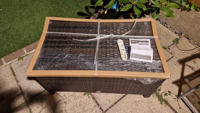 Outsunny Rattan Garden Coffee Table with Glass Top – New in Box