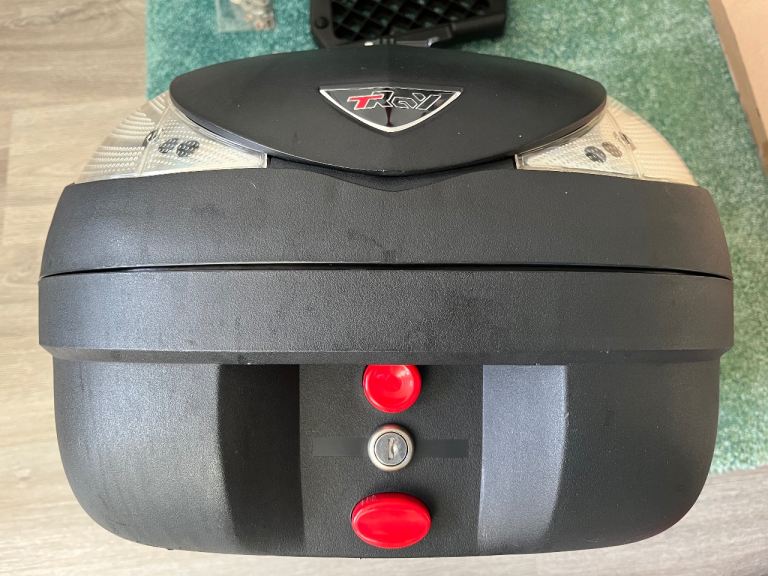 SHAD TRAY Top box + Mounting plate + 2 Keys 