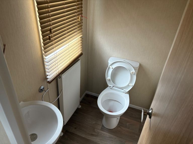 Static caravan pemberton park home marlow