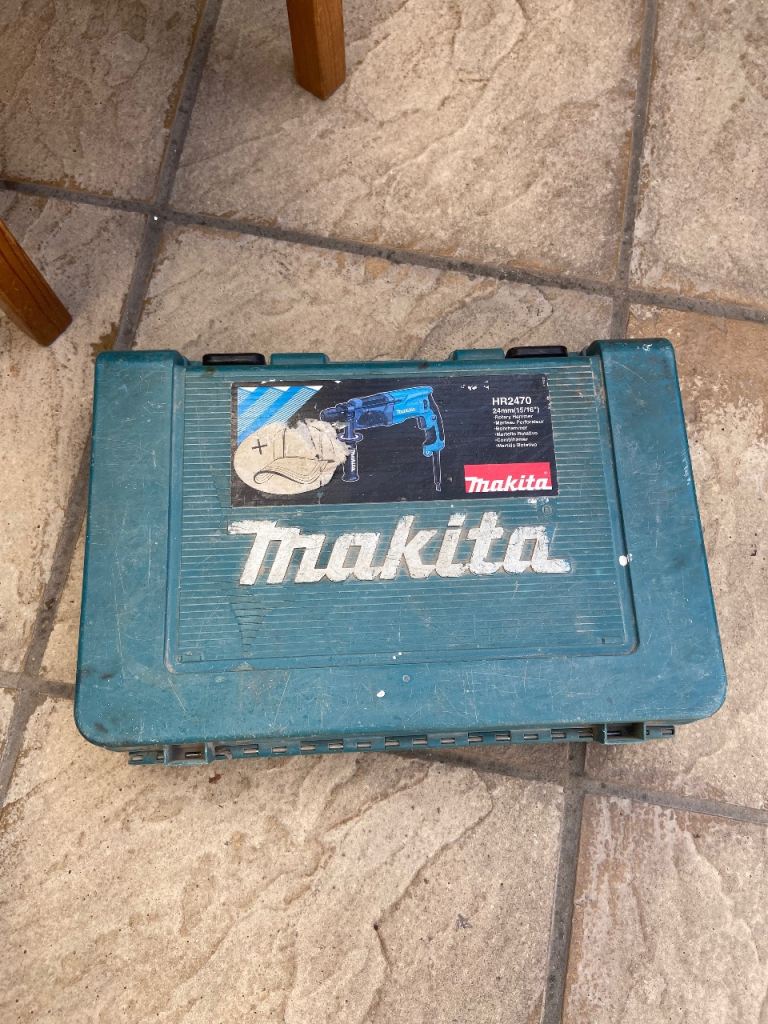 Makita HR2470 240V Rotary Hammer Drill SPARES OR REPAIRS + Hard Case