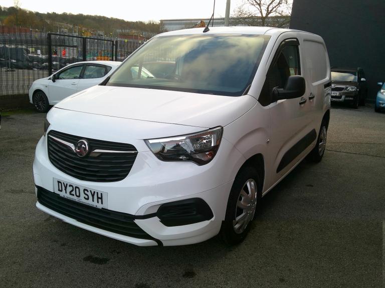 VAUXHALL COMBO 1.6 Turbo D 2300 Sportive 2020