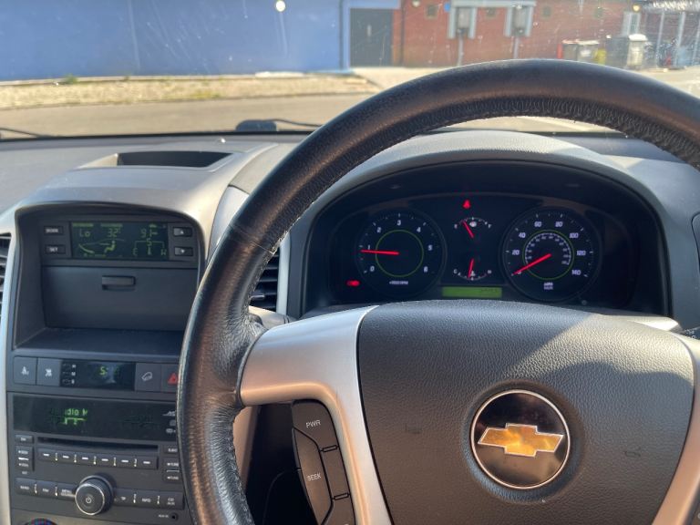 Chevrolet, CAPTIVA, Estate, 2010, Manual, 1991 (cc), 5 doors