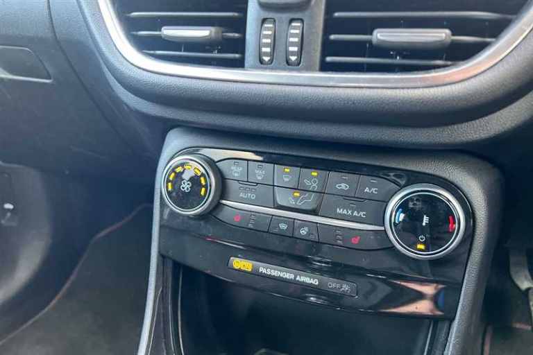 2022 Ford Puma 1.0 EcoBoost Hybrid mHEV 155 ST-Line 5dr HATCHBACK PETROL Manual