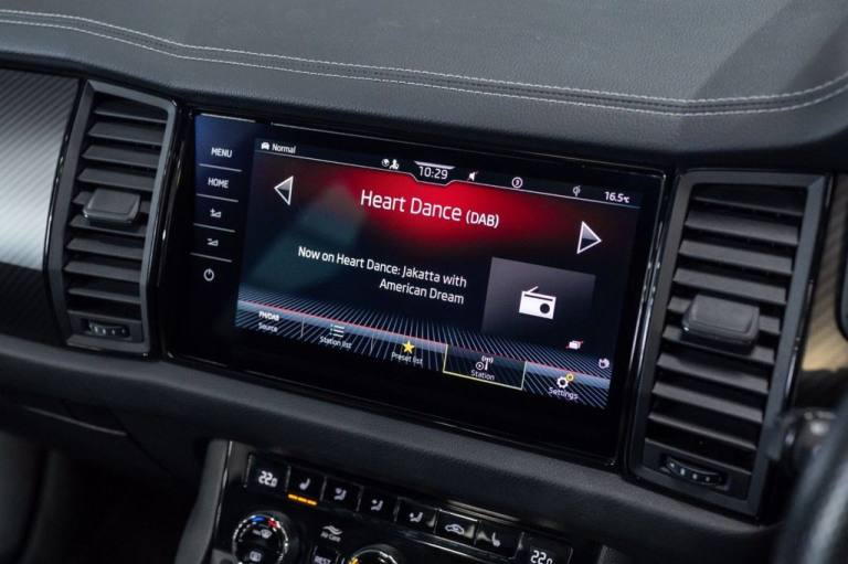 2022 Skoda Kodiaq 2.0 TDI SportLine SUV 5dr Diesel DSG 4WD Euro 6 (s/s) (7 Seat) (200 ps) ESTATE ...