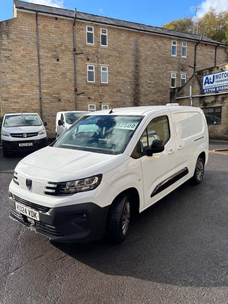 2024 Peugeot Partner 1.5 BlueHDi 100 Asphalt L2 H1 Van PANEL VAN Diesel Manual