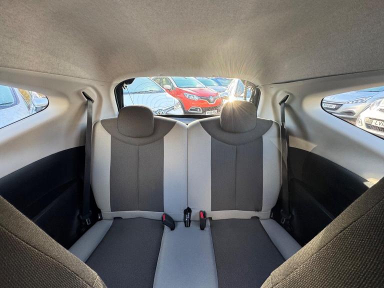 2014 Toyota AYGO 1.0 VVT-i X-Play 3dr HATCHBACK PETROL Manual