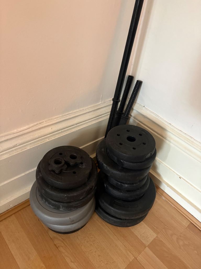 Dumbbell and Barbell Weight Plates Set – Good Condition