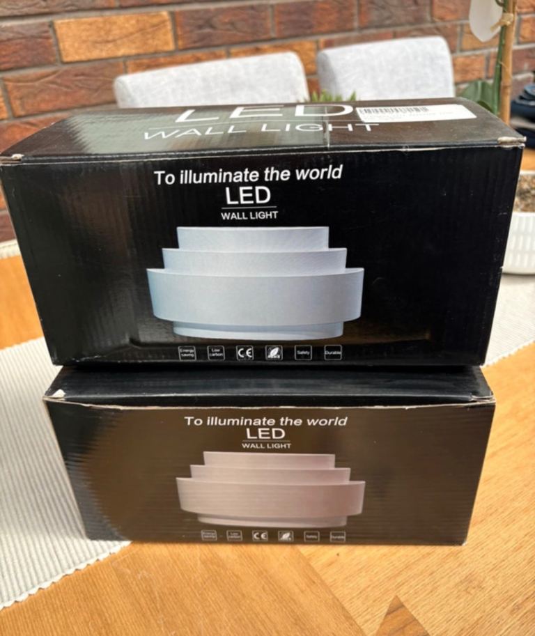 New LED walllights complete with bulbs 