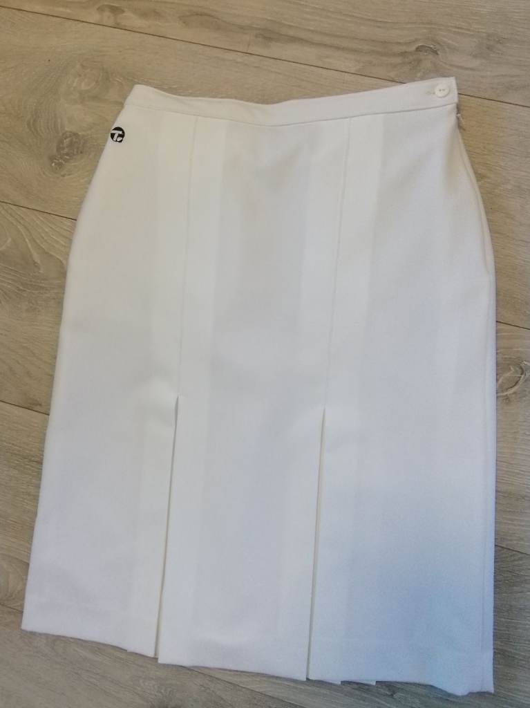 Lawn Bowls Ladies Taylor Skirt