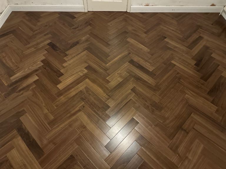 Laminate Herringbone Engineered Wood Vinyl Flooring Fitter - Full house Renovation - Handyman 