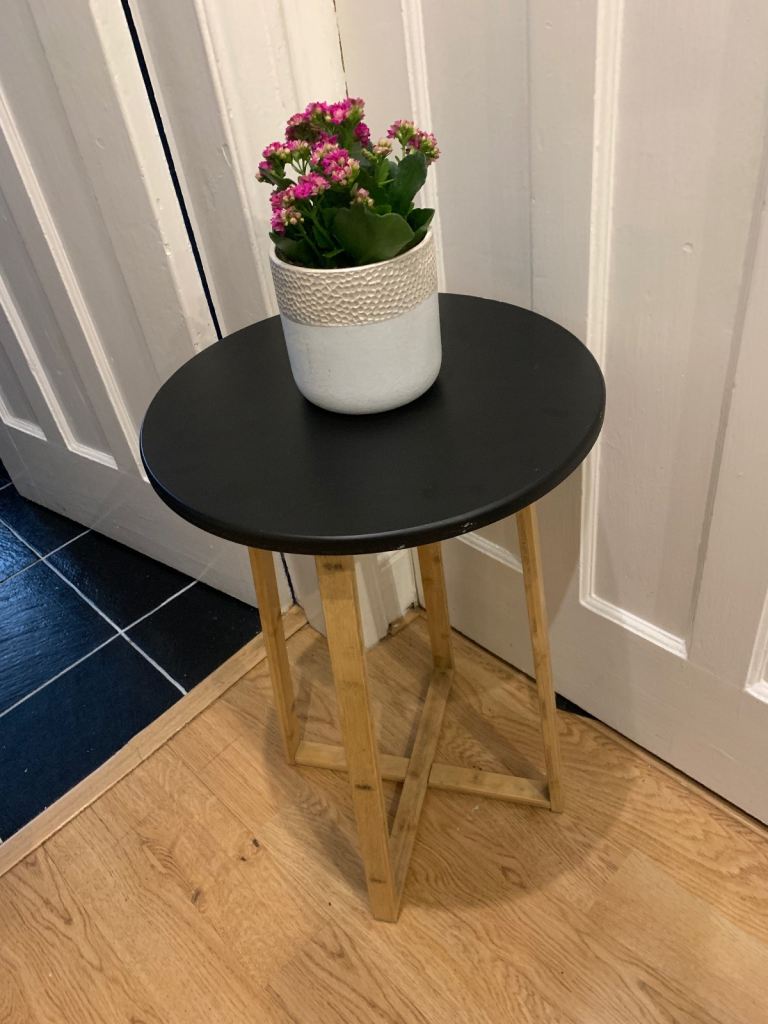 Round Stool