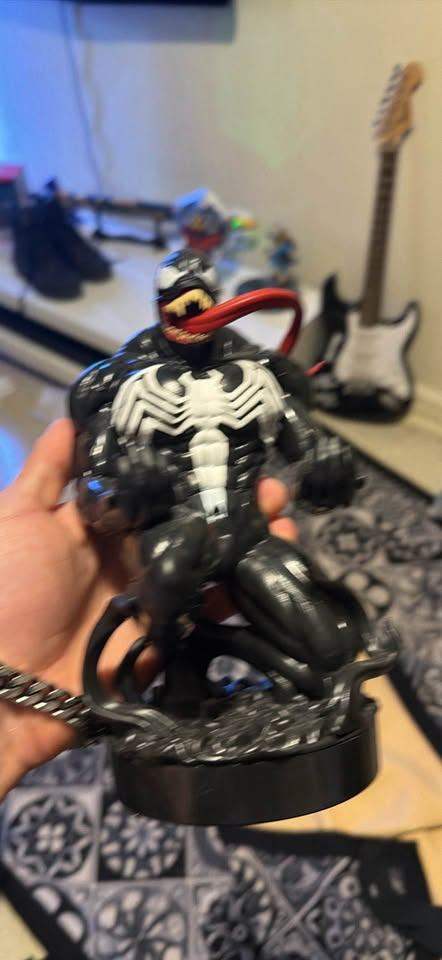 Scuff envision pro v2 with stand