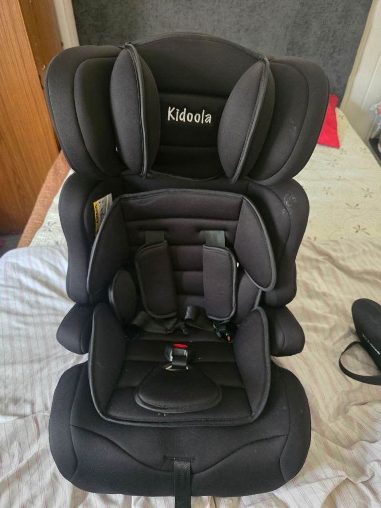 Kidoola Child Safety Seat and Booster Seat – Black, Good Condition
