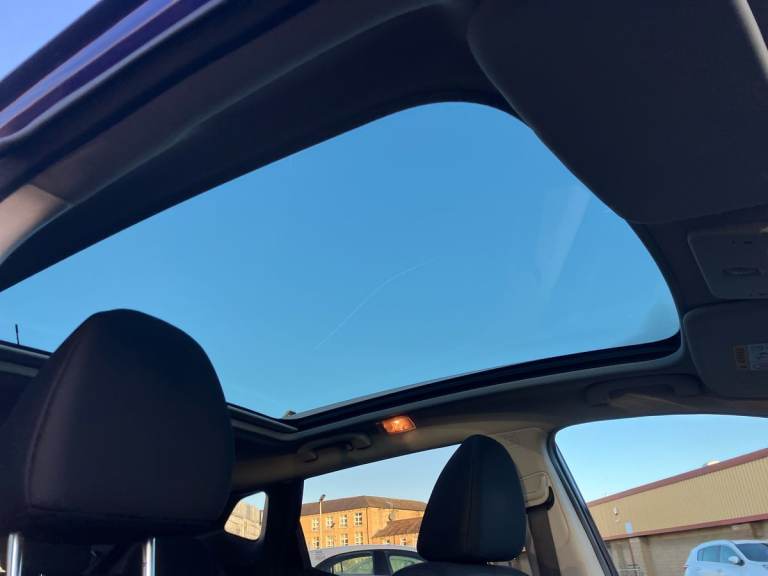 2017 Nissan Qashqai 1.5 dCi N-Connecta 5dr SUV DIESEL Manual