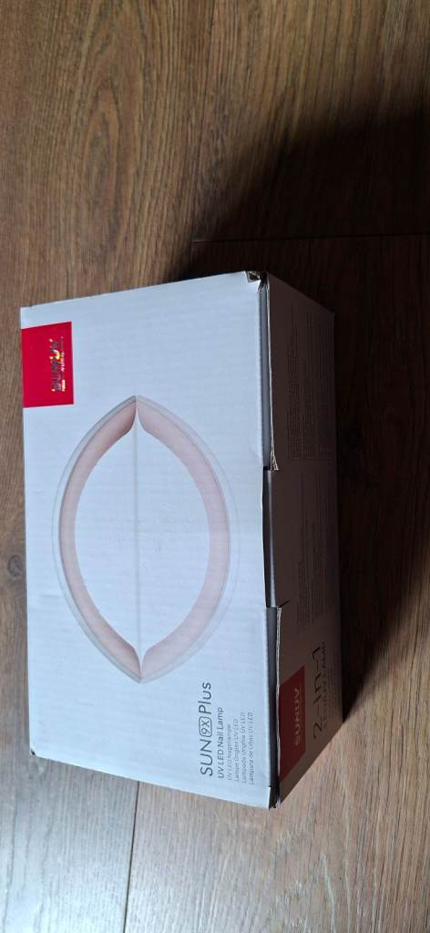 SUNUV 9x Plus UV Nail Lamp
