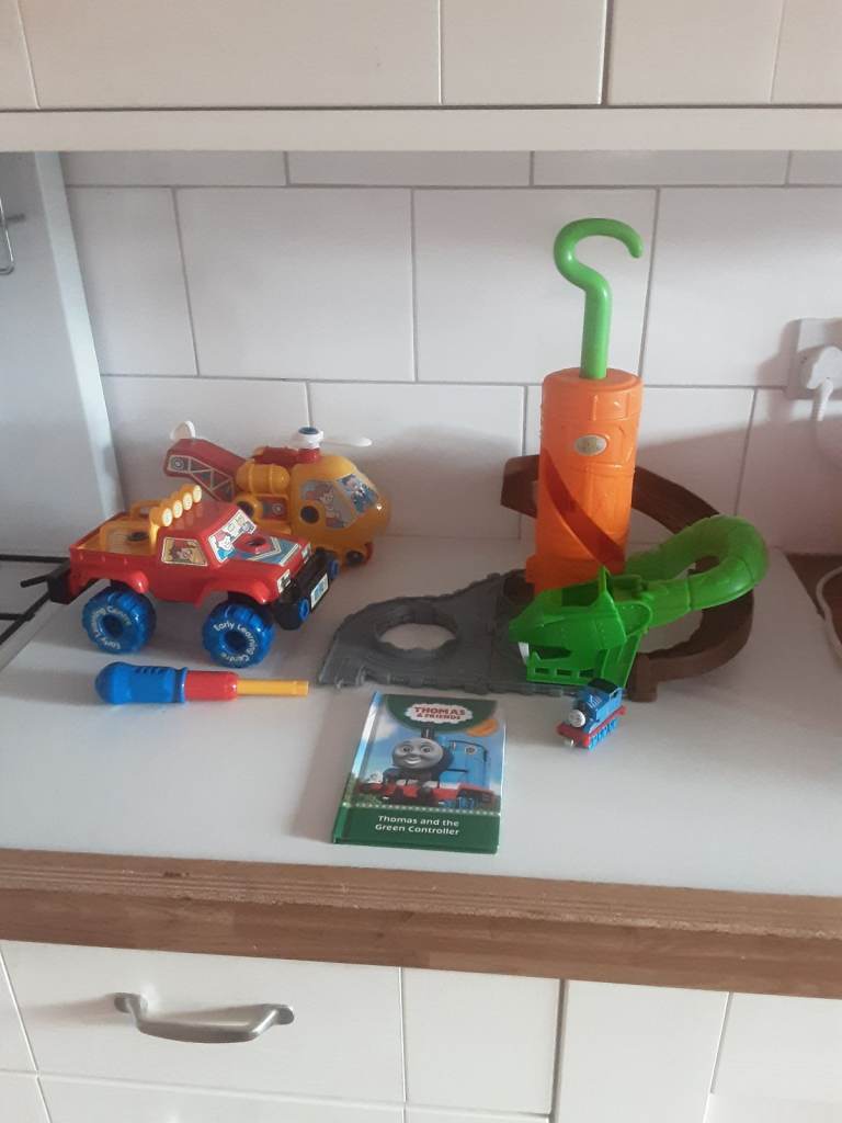 Early learningCentretake apart put together vehicles .Take and play Thomas snake set .