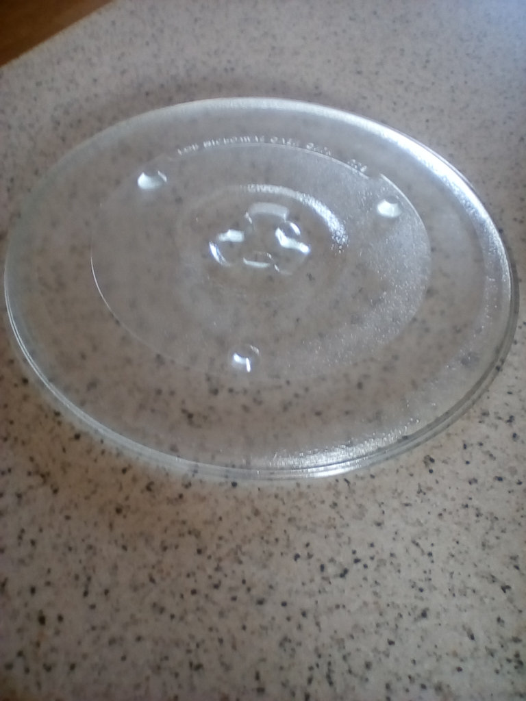 Glass, Microwave Turntable plates, could be used as a cake plate or as cheese board