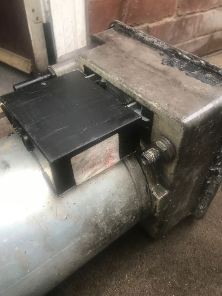 Carver Cascade 11  motorhome gas water heater.