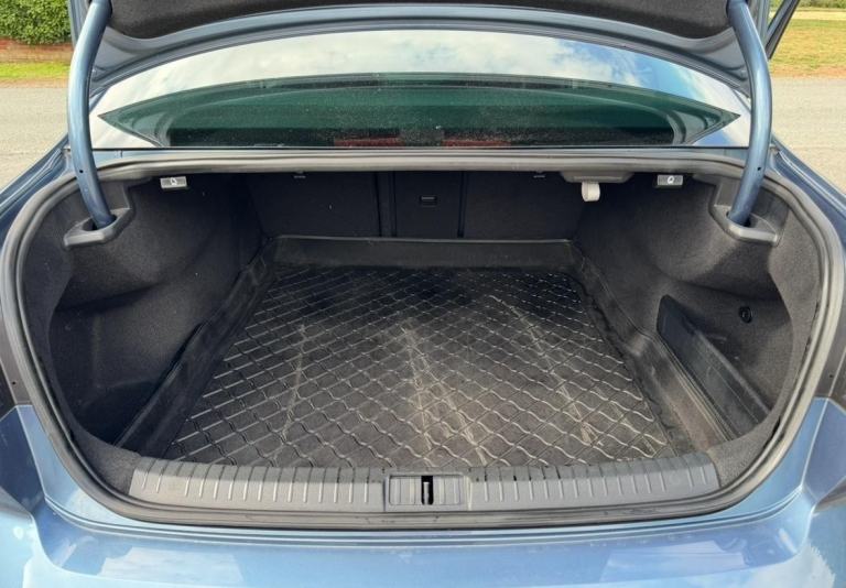 2016 VOLKSWAGEN PASSAT GT 2.0 TDi BLUEMOTION TECH 10 SERVICE STAMPS CAMBELT DONE