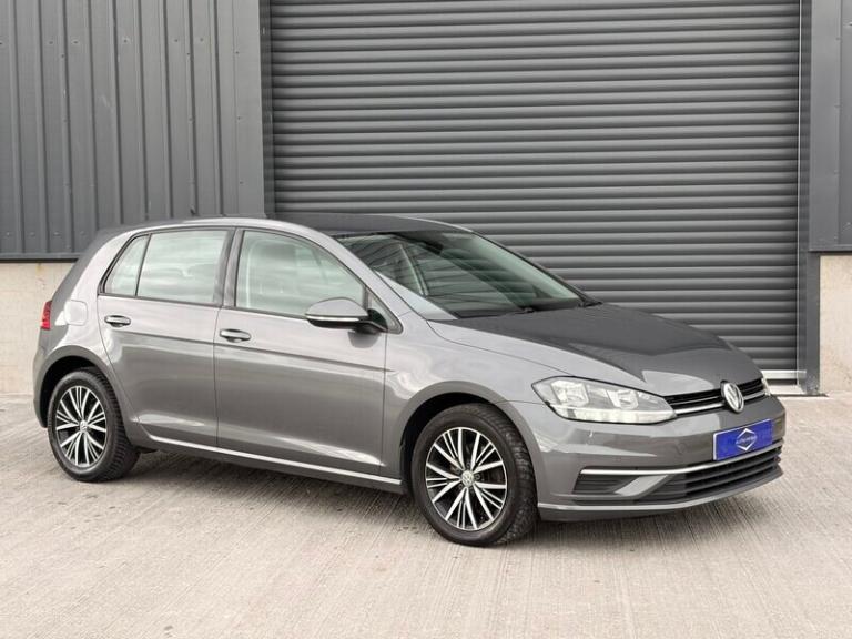  Volkswagen Golf 1.6 GOLF SE NAV TDI Bluemotion Technology 5dr Hatchback Diesel Manual