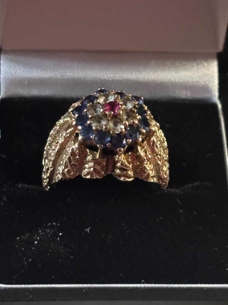 9 Karat Vintage Gold Cluster Ring