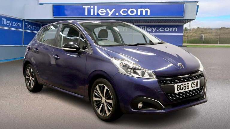 2016 Peugeot 208 1.2 PureTech Active Design Menthol 5dr HATCHBACK PETROL Manual