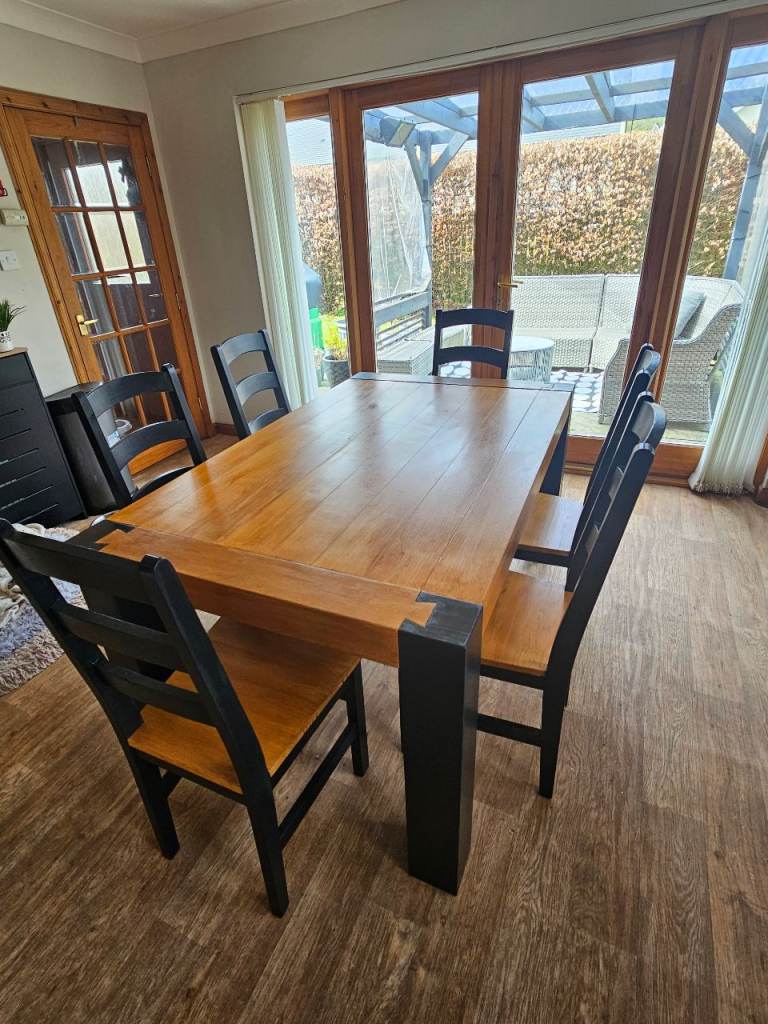 Solid Oak Dining Table 
