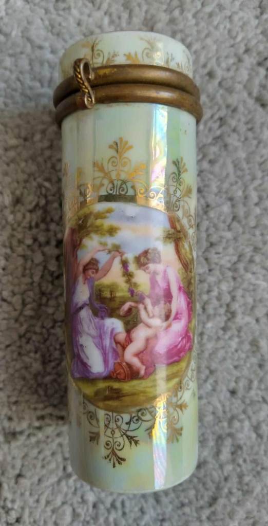 Antique Edwardian Porcelain etui needle case with hinged lid.