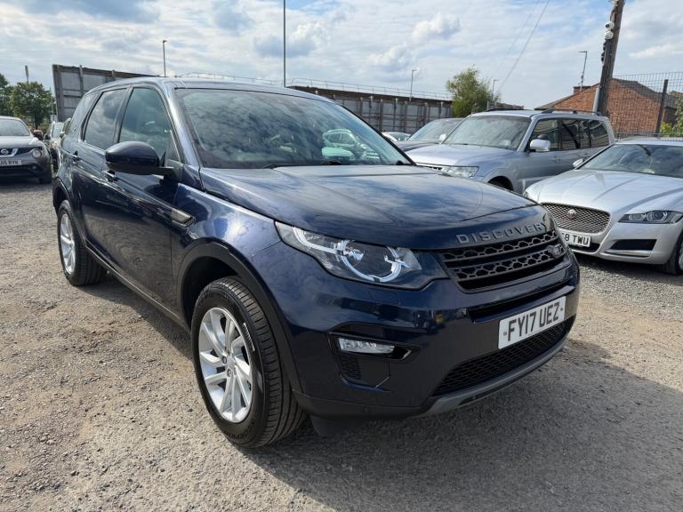 (2017)LANDROVER DISCOVERY SPORT 2.0TD4 SE TECH AUTO | FSH | PANROOF | 1 F-KEEPER