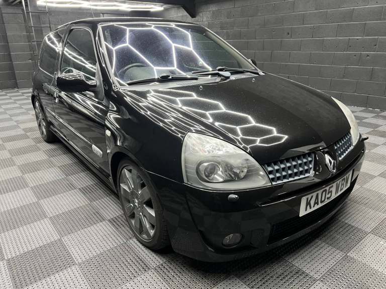 2005 Renault Clio 2.0 16V Renaultsport 182 3dr HATCHBACK Petrol Manual