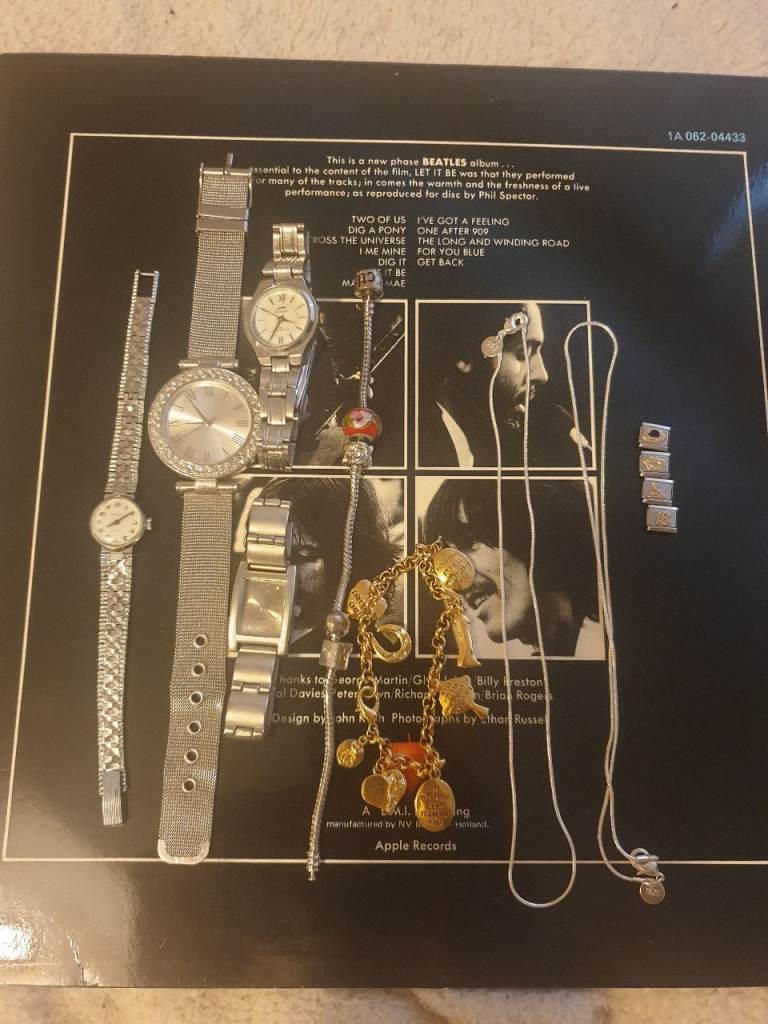 Jewelry job lot   chains  charms watches  neclaces